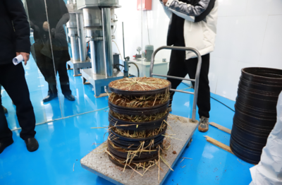 全縣鄉(xiāng)(鎮(zhèn))域經(jīng)濟(jì)高質(zhì)量發(fā)展項(xiàng)目展播(一) 打通農(nóng)副產(chǎn)品銷售“最后一公里”，激活鄉(xiāng)村振興新引擎